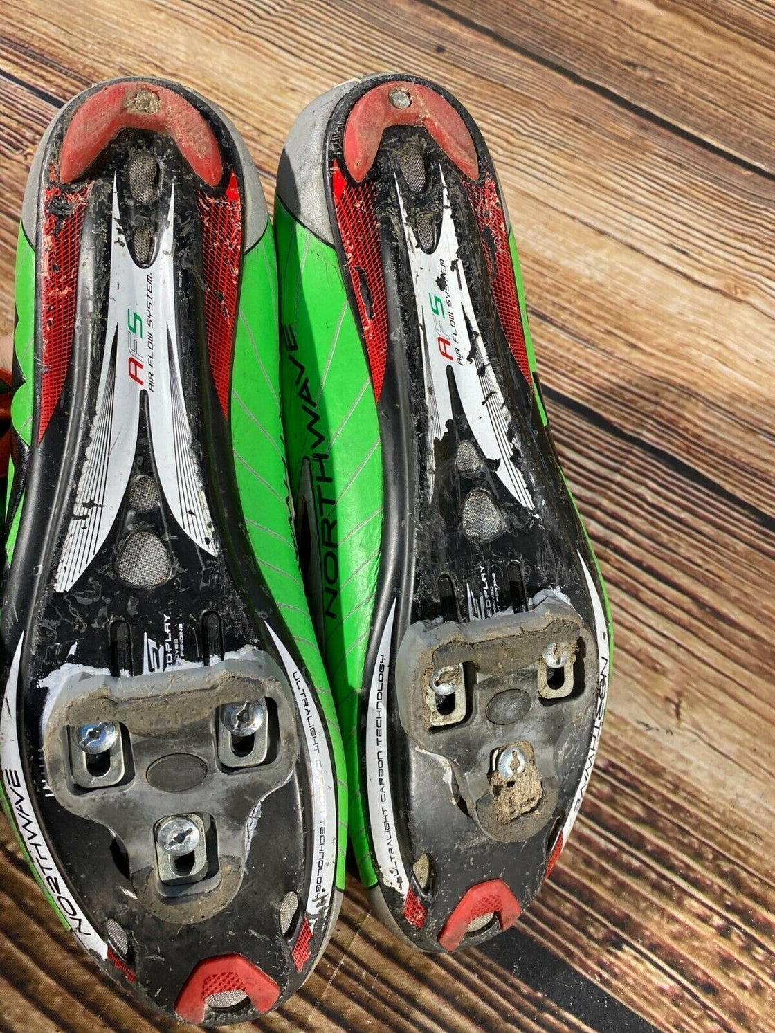 NORTHWAVE Extreme Carbon Road Cycling Shoes Clipless Size EU43.5 US10.75 cs900