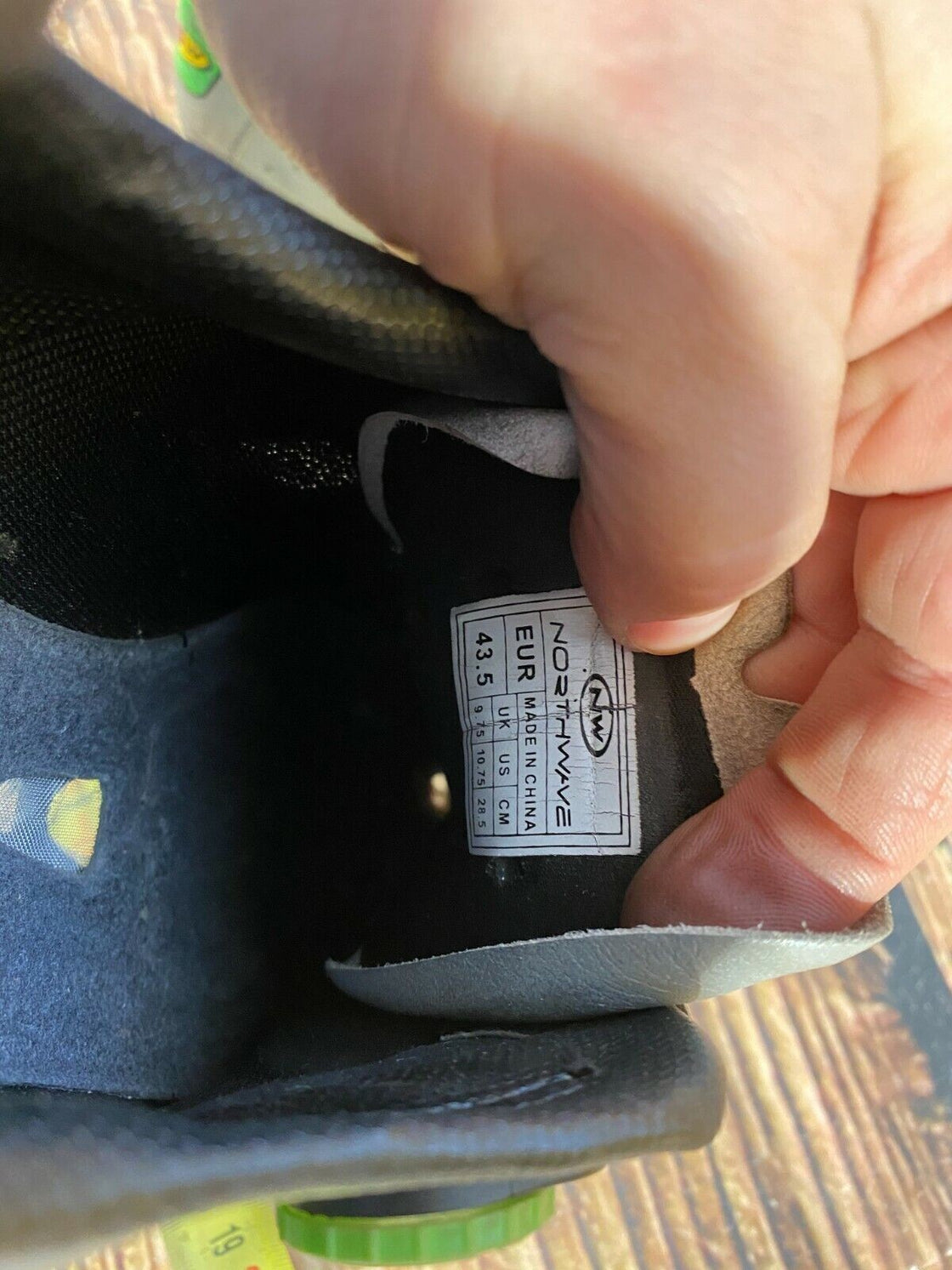 NORTHWAVE Extreme Carbon Road Cycling Shoes Clipless Size EU43.5 US10.75 cs900