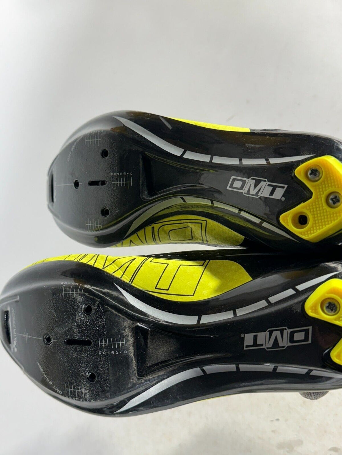 DMT Carbon Cycling Road Shoes EU39 US6 Mondo 246 cs592