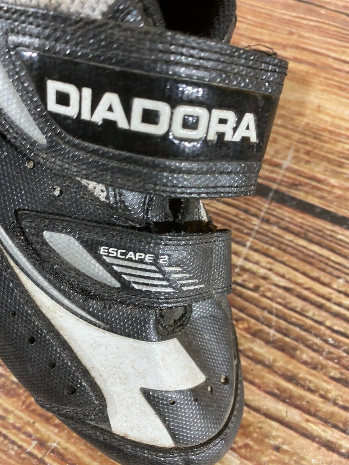 DIADORA Escape 2 Cycling MTB Shoes Mountain Bike EU42 US8.5 Mondo 260 cs955