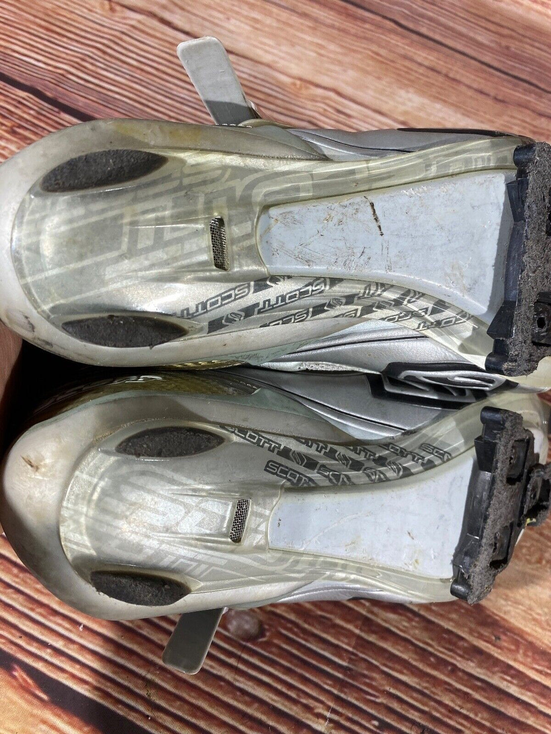 SCOTT Pro Road Cycling Shoes 3 Bolts Unisex Size EU41  US8 Mondo 265 cs756