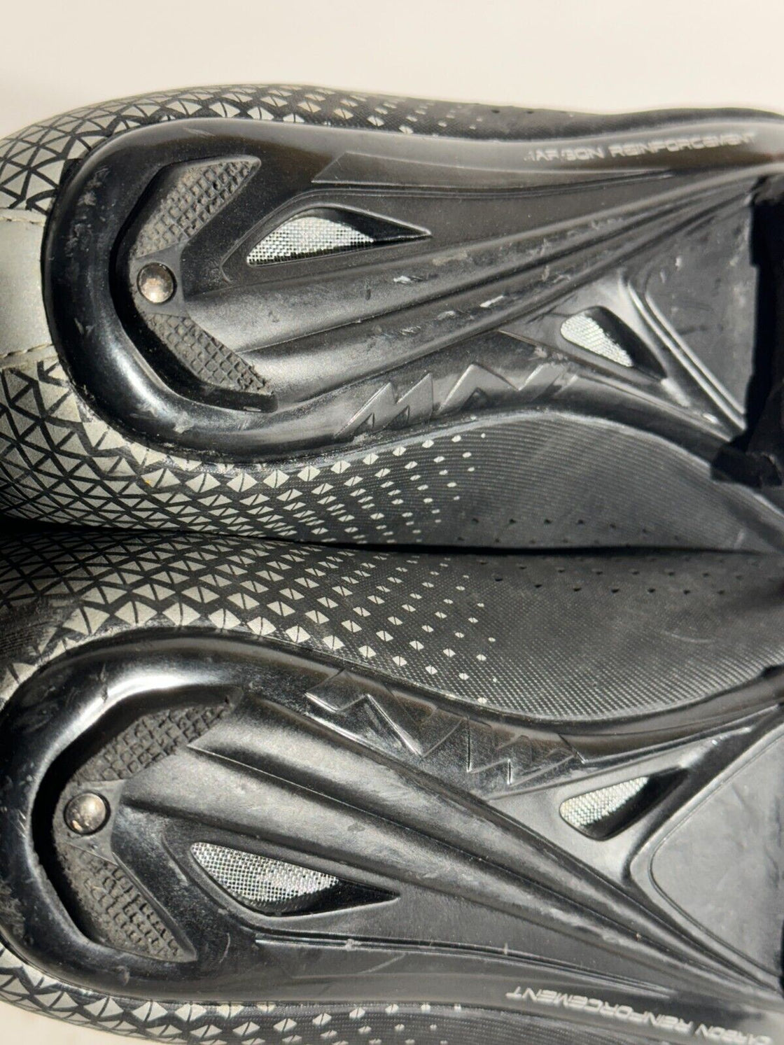 NORTHWAVE Carbon Cycling Road Shoes EU43 US10.5 Mondo 276 cs457