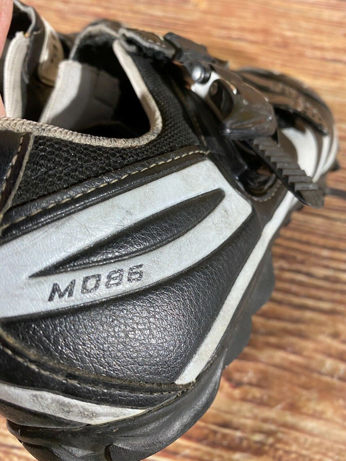 SHIMANO M086 Cycling MTB Shoes Mountain Bike Boots EU43 US8.9  Mondo 273 cs1148