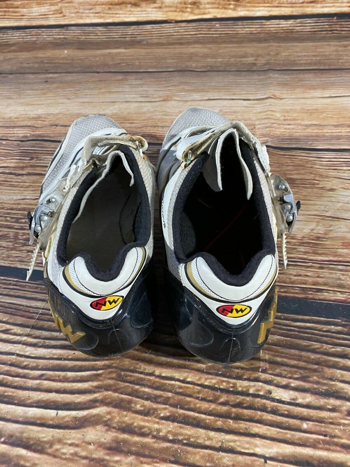 NORTHWAVE Road Cycling Shoes Clipless Biking Boots Size EU43 with Cleats cs887