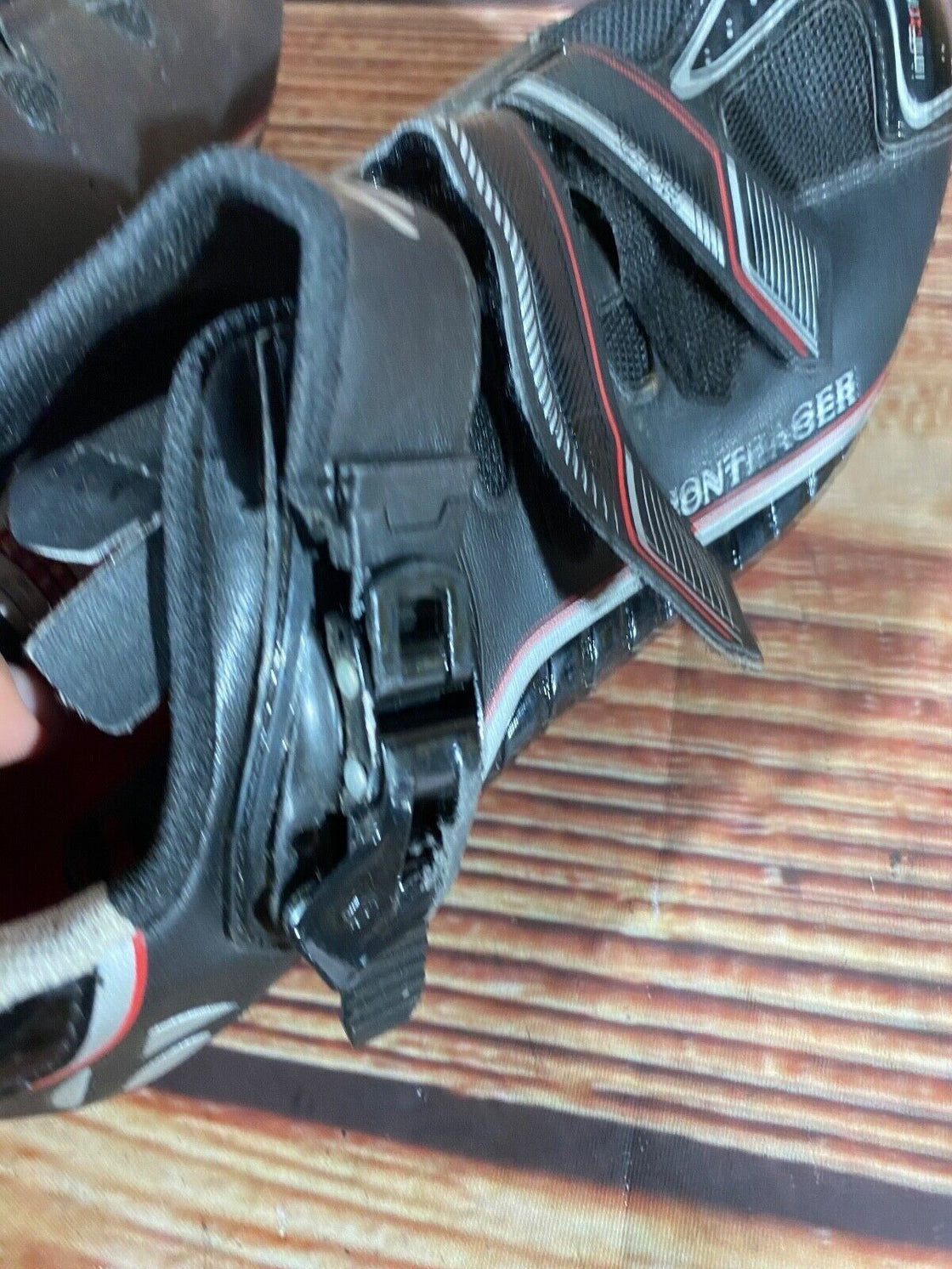 BONTRAGER Race Road Cycling Shoes 3 Bolts Size EU42 US9 Mondo 268 cs730