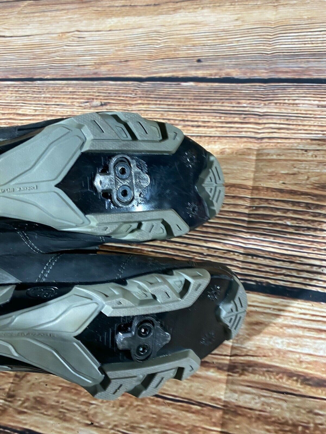 SPECIALIZED Cycling MTB Shoes Mountain Bike Boots EU40 US7.5 Mondo 250 cs1051