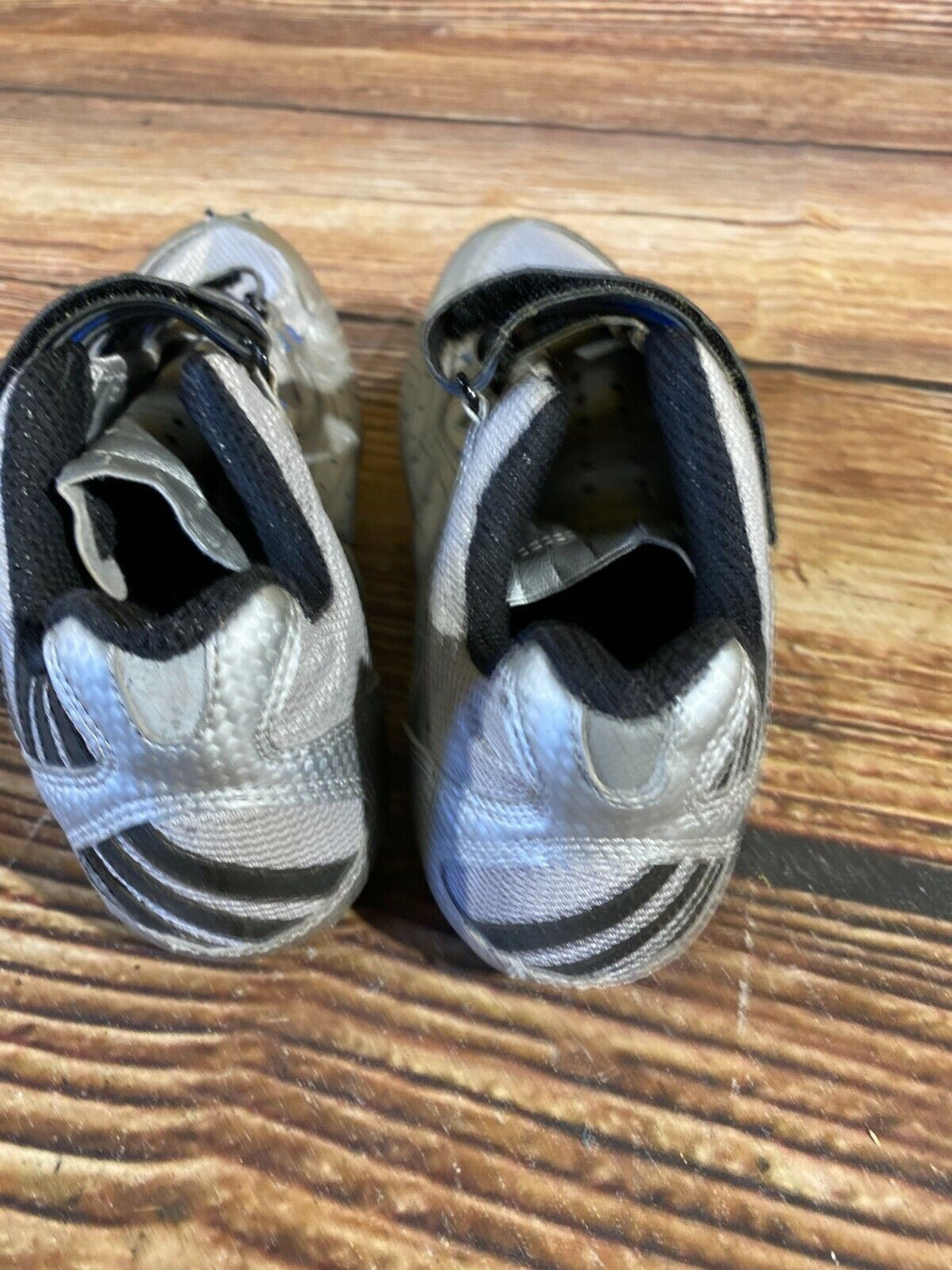 Adidas Road Cycling Shoes Biking Boots 3 Bolts Size EU42 2/3 US9 cs775 Used