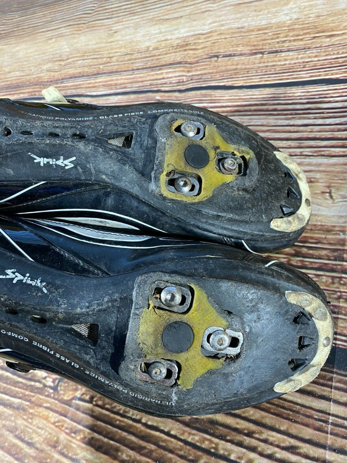 SPIUK Road Cycling Shoes Clipless Biking Boots Size EU43 with Cleats cs738