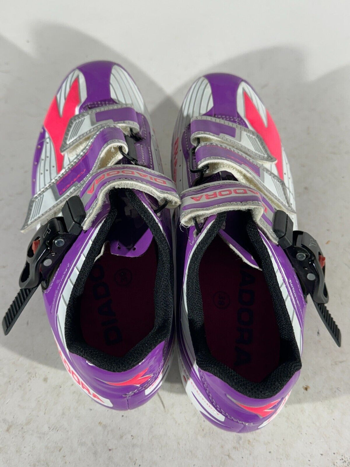 DIADORA Tornado Road Cycling Shoes 3 Bolts Ladies EU38 US7 Mondo 236 cs474