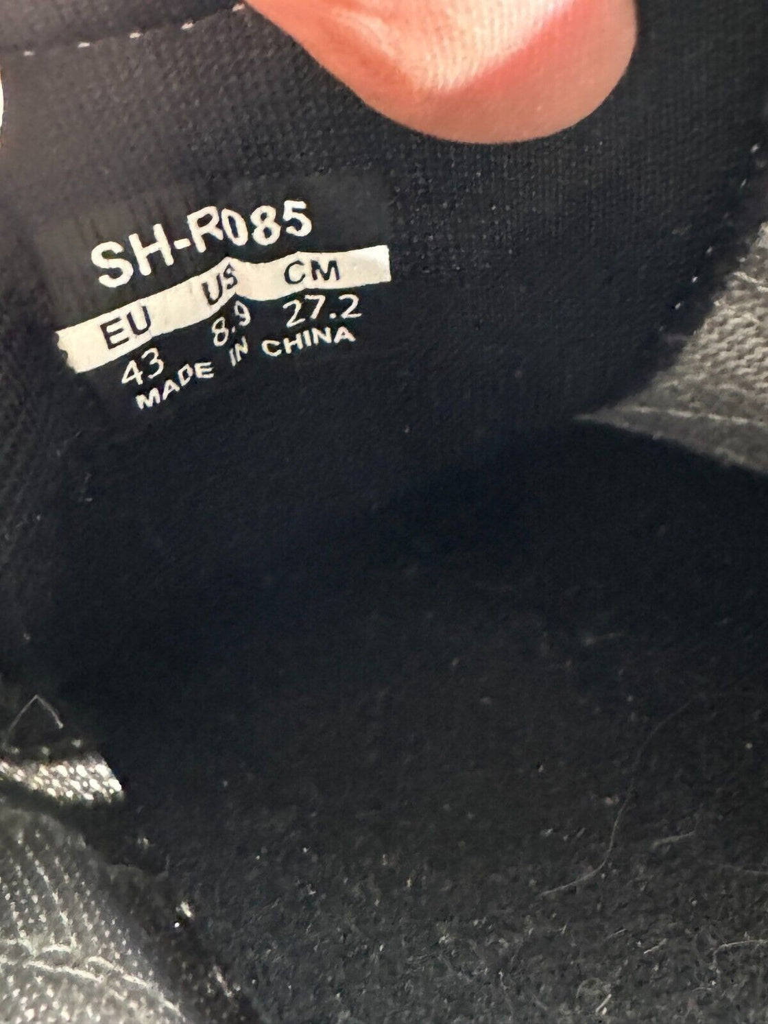 SHIMANO R085 Cycling Road Shoes EU43 US8.9 UK8 Mondo 272 cs558