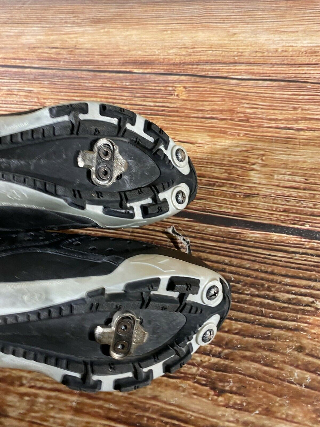 DIADORA Ergo Cycling MTB Shoes Mountain Bike Ladies EU42 US10 Mondo 260 cs1032