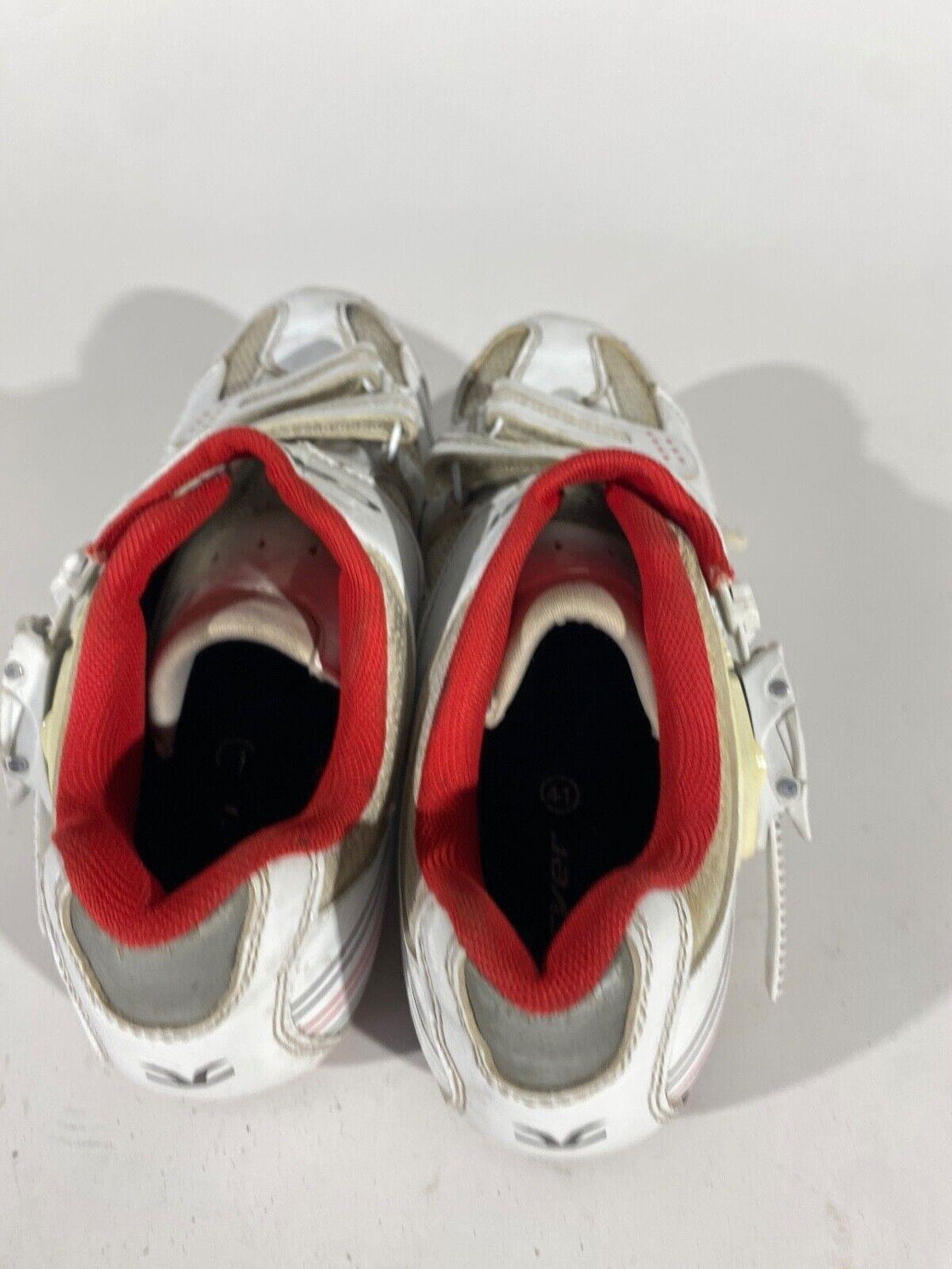 CARVER Road Cycling Shoes Size 3 Bolts EU41 US8 Mondo 264 CS9