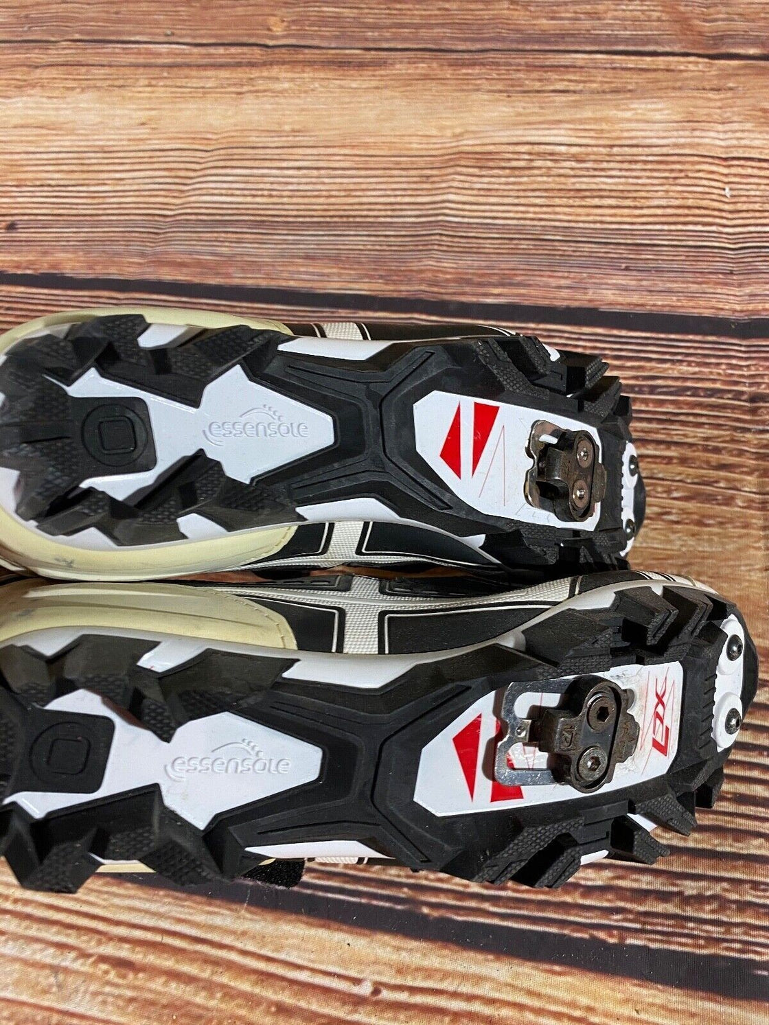 ROCKRIDER MTB Cycling Shoes Mountain Bike Size EU40 US7 Mondo 257 cs1232