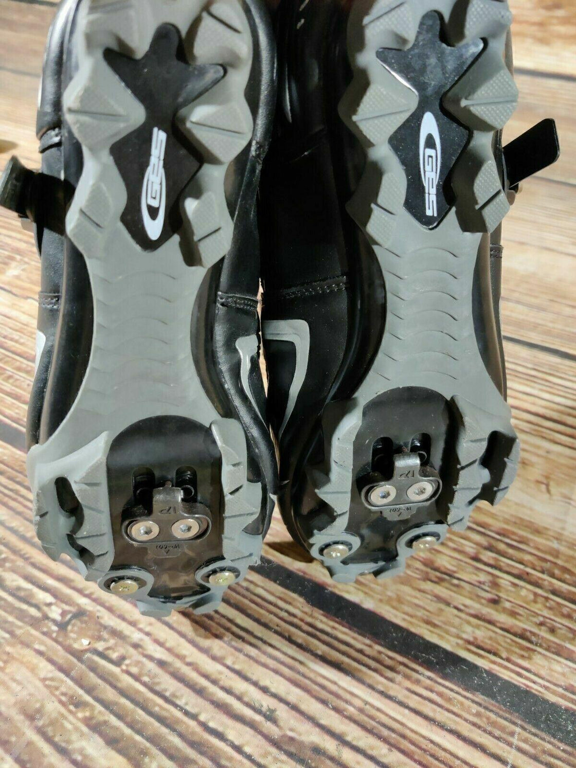 GES Cycling MTB Shoes Mountain Bike Shoes Size EU39 MTB Shoes cs1200