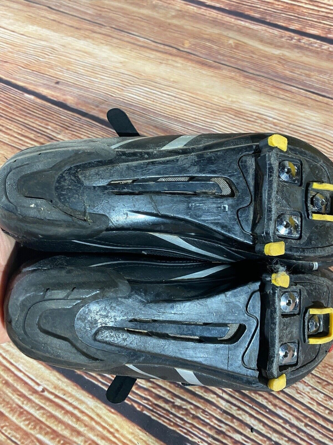 SHIMANO R088 Road Cycling Shoes Biking Boots 3 Bolts EU45 US10.5 Mondo 285 cs947