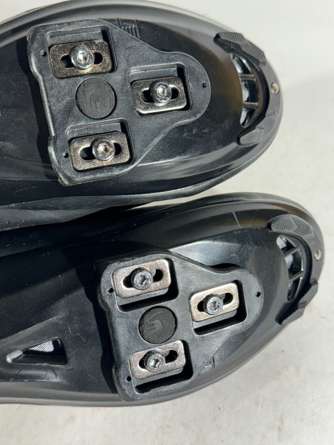 ENDURANCE Cycling Road Shoes EU43 US9 Mondo 280 cs443