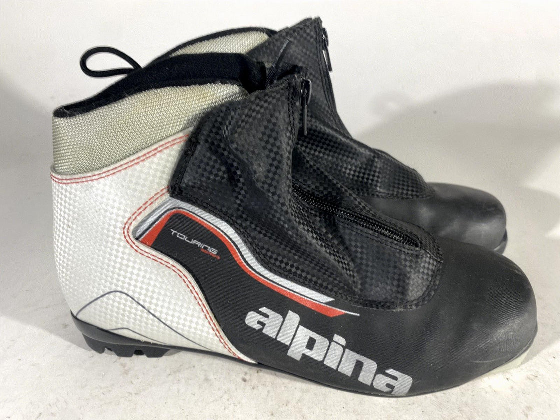 Alpina Touring Nordic Cross Country Ski Boots Size EU41 US8 for NNN 677