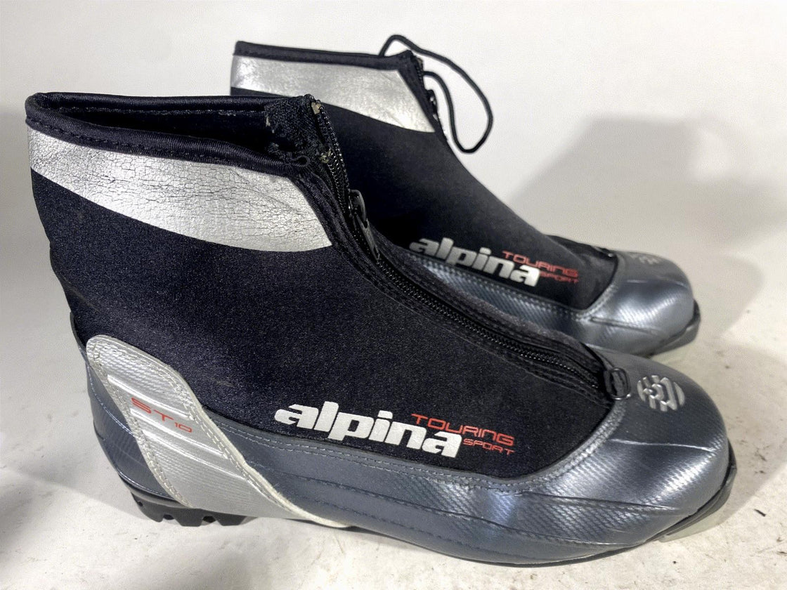 Alpina ST10 Classic Nordic Cross Country Ski Boots Size EU39 US7 for NNN 779