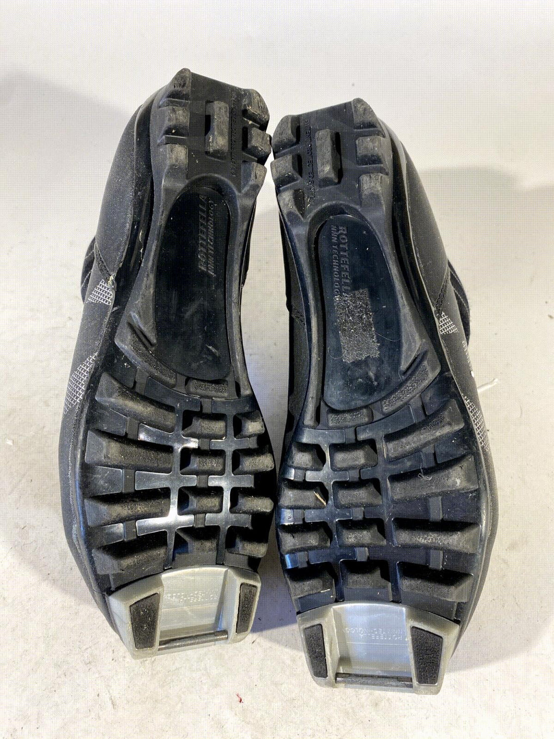 Alpina T10 Nordic Cross Country Ski Boots Size EU39 US7 for NNN 673