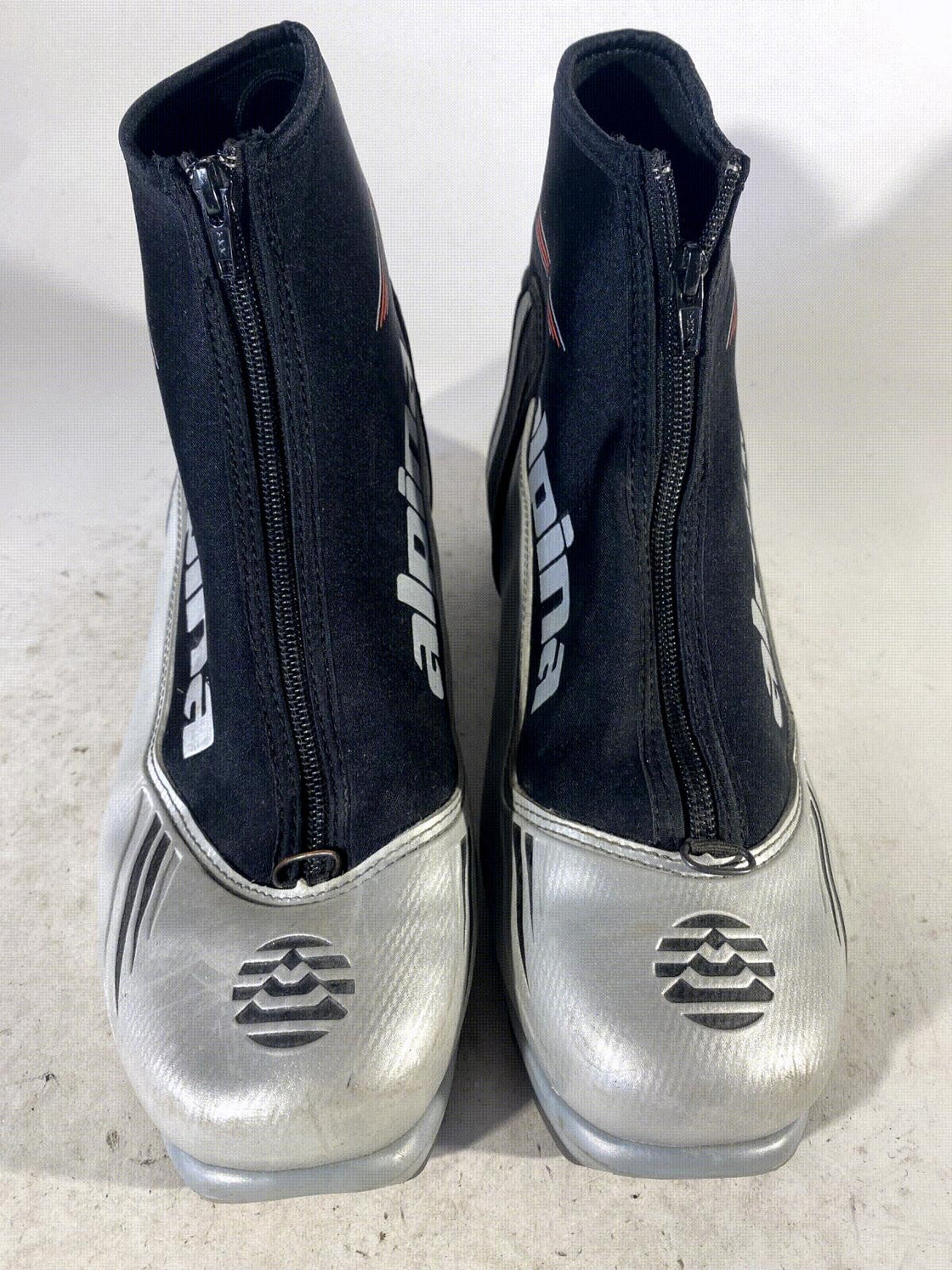 Alpina ST10 Classic Nordic Cross Country Ski Boots Size EU44 US10.5 for NNN 806