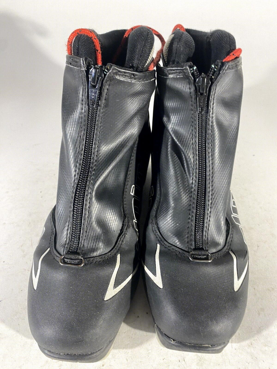 Alpina T5 Plus Touring Nordic Cross Country Ski Boots Size EU39 US7 NNN 2921