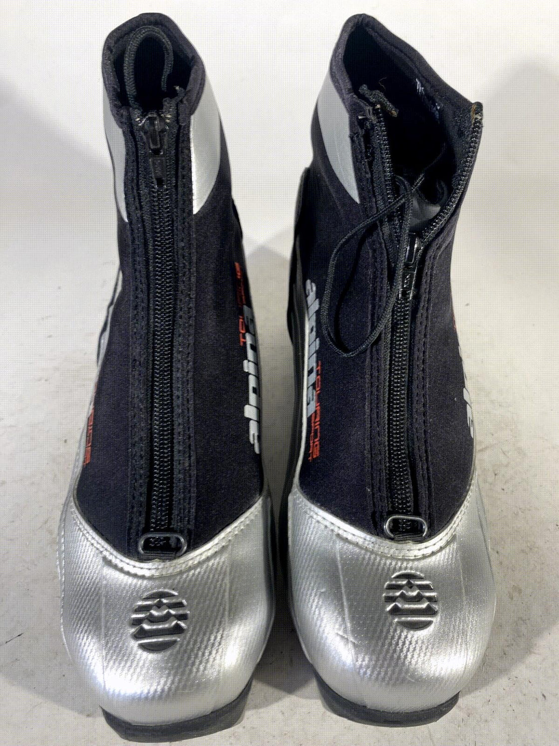 Alpina ST10 Nordic Cross Country Ski Boots Size EU42 US9 for NNN 782