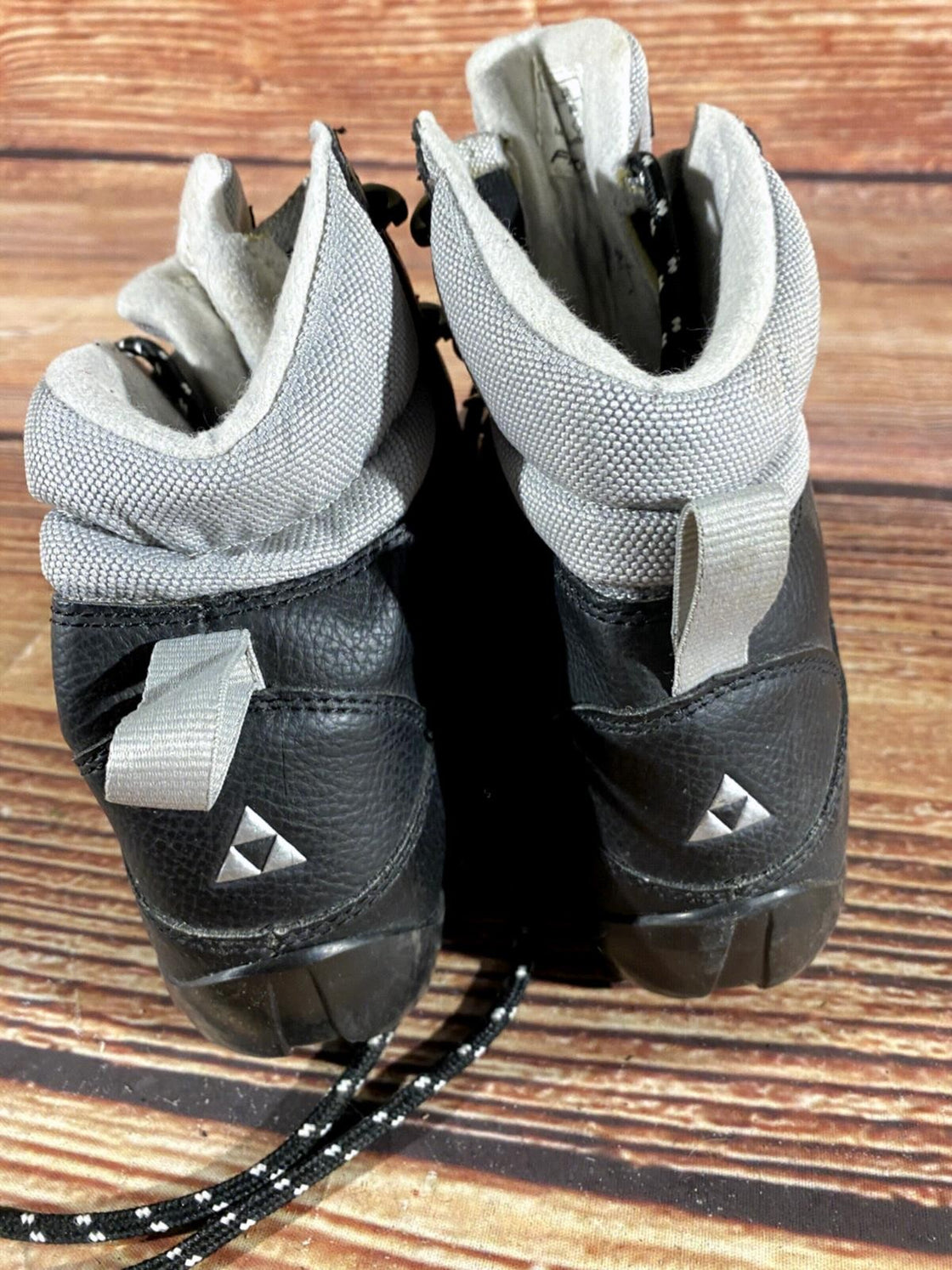 Fischer Nordic Cross Country Ski Boots Size EU41 US8 SNS Profil 1139