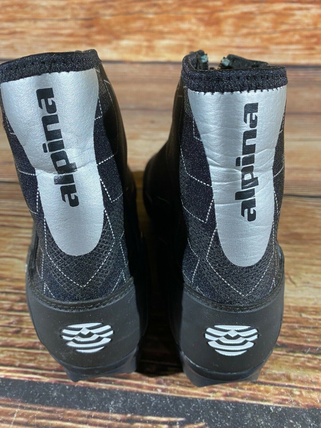 Alpina T10 Nordic Cross Country Ski Boots Size EU39 US7 for NNN 2937