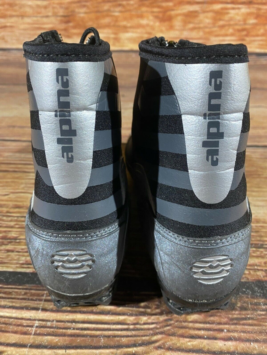 Alpina T10 Nordic Cross Country Ski Boots Size EU38 US6 for NNN 623