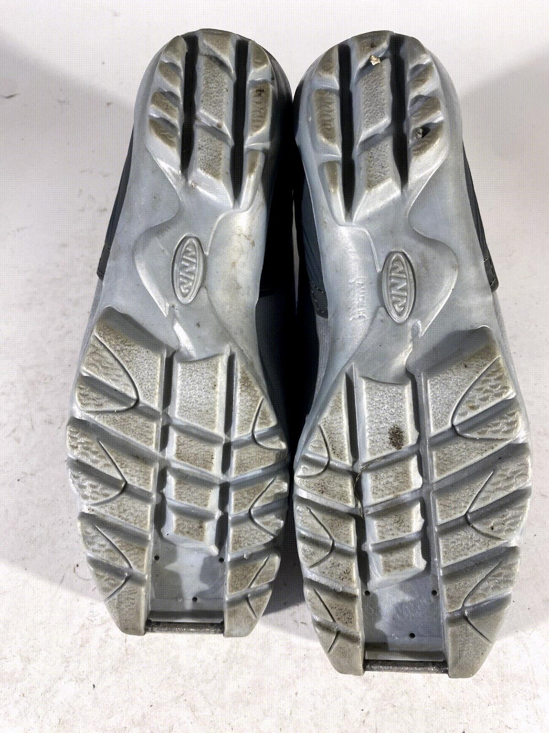 Alpina ST11J Cross Country Nordic Classic Ski Boots Size EU37 US5 NNN 3191