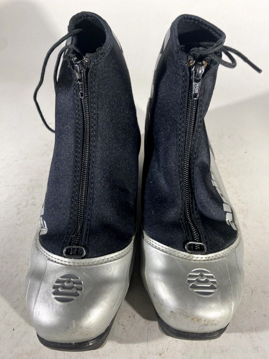Alpina T10 Nordic Cross Country Ski Boots Size EU40 US7.5 for NNN 798