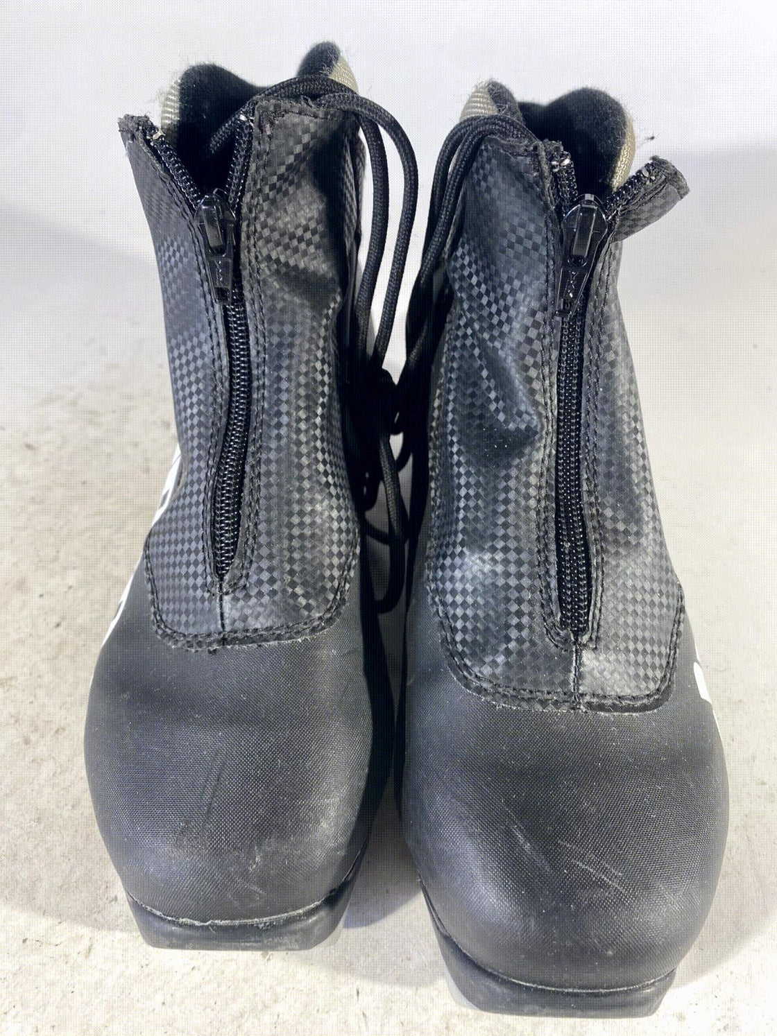 Alpina Touring Nordic Cross Country Ski Boots Size EU38 US6 for NNN bindings 668