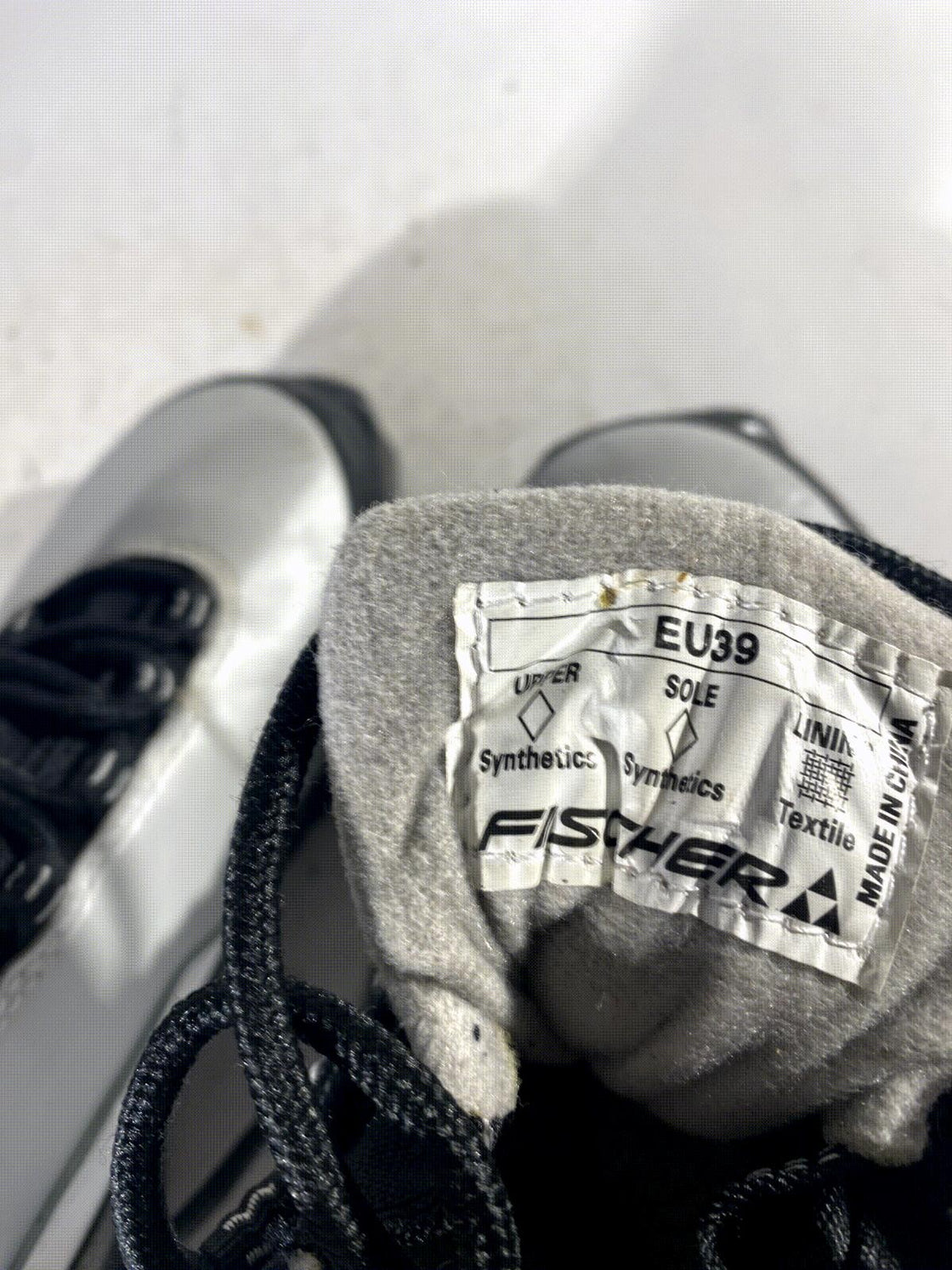 Fischer XC Sport Nordic Cross Country Ski Boots Size EU39 US7 SNS Profil 1069