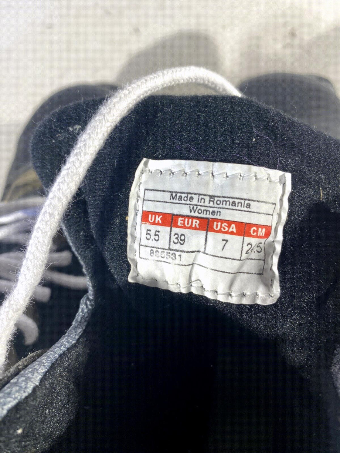 SALOMON Classic Nordic Cross Country Ski Boots Size EU39 US7 SNS Profil 2313