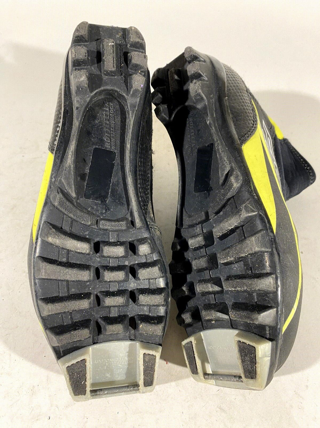 Fischer XJ Sprint Nordic Cross Country Ski Boots Size EU39 US7 NNN 1542
