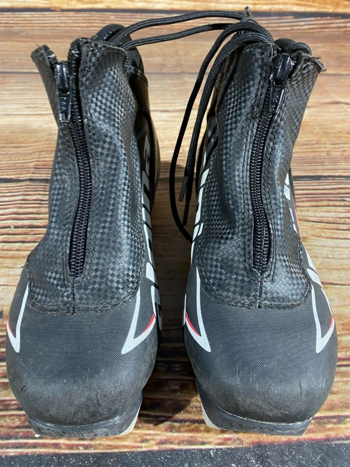 Alpina T8 Plus Nordic Cross Country Ski Boots Size EU35 US3.5 NNN bindings 2871