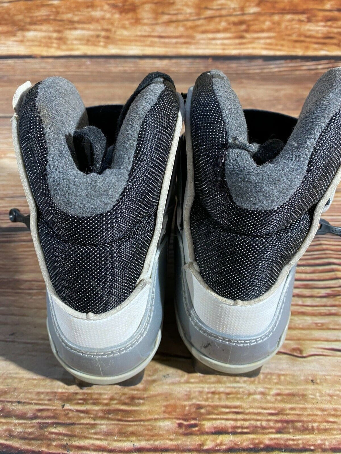 SALOMON Nordic Cross Country Ski Boots Size EU38 2/3 US7 SNS Profil 2020