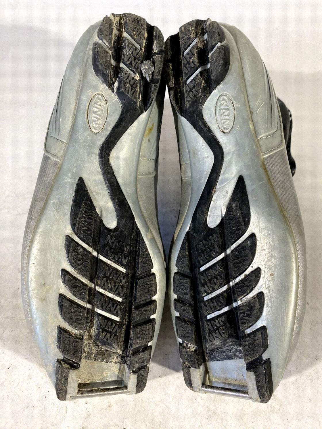 Alpina SP20L Nordic Cross Country Ski Boots Size EU39 US7 for NNN 744