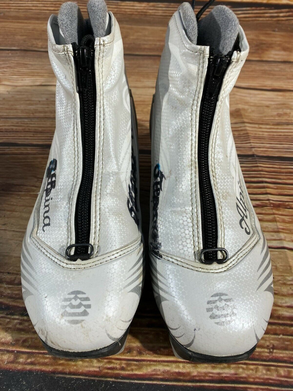 Alpina EVE25T Nordic Cross Country Ski Boots Size EU37 US6 for NNN 618