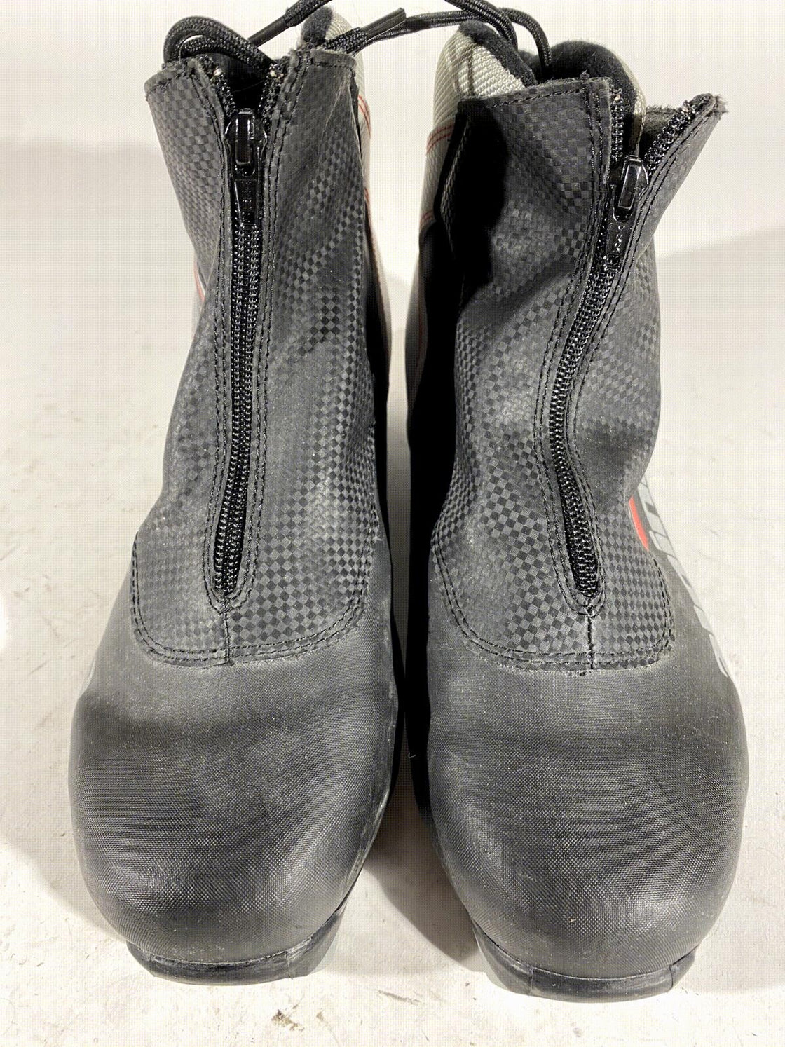 Alpina Touring Nordic Cross Country Ski Boots Size EU44 US10.5 for NNN 635