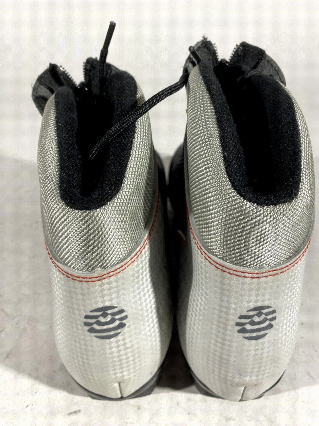 Alpina Touring Nordic Cross Country Ski Boots Size EU44 US10.5 for NNN 635