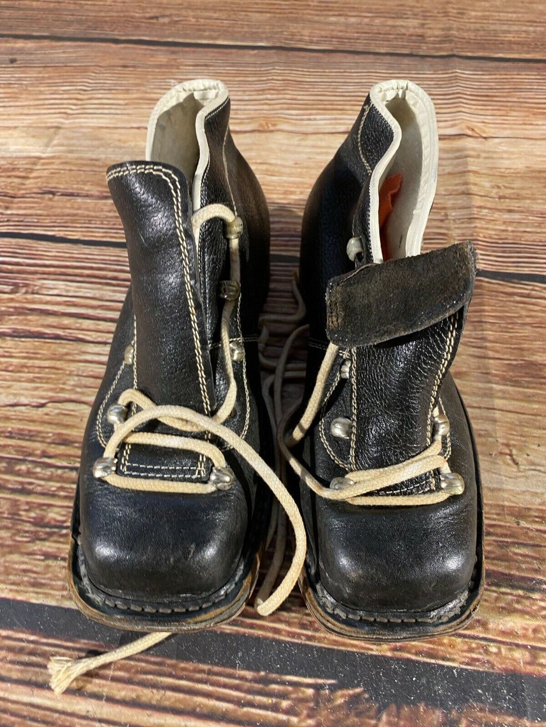 Aaltonen Vintage Cross Country Ski Boots Kandahar Cable Binding EU37 US5.5 KL20 Used