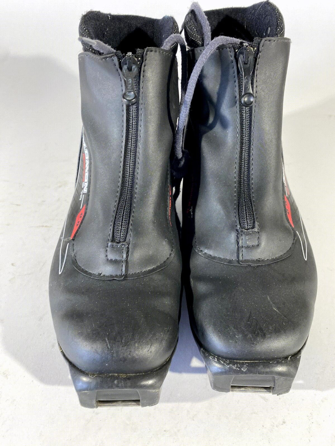 Salomon Escape 5 Nordic Cross Country Ski Boots Size EU42 US8.5 SNS Profil 2085