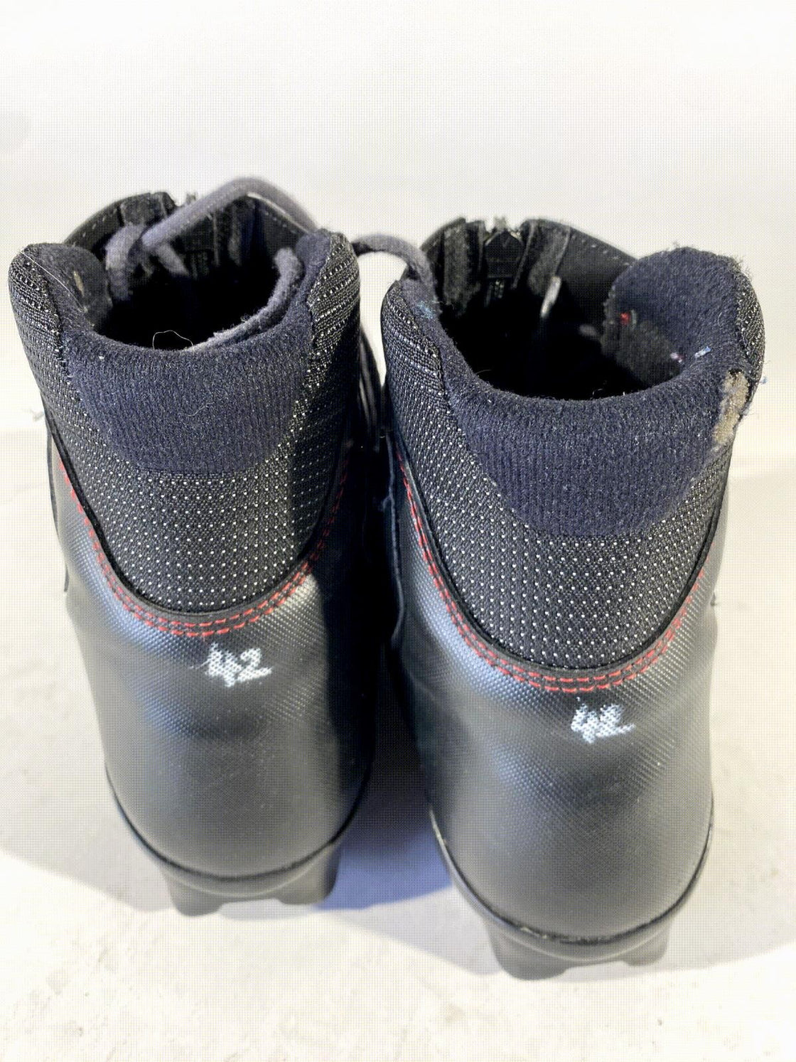 Salomon Escape 5 Nordic Cross Country Ski Boots Size EU42 US8.5 SNS Profil 2085