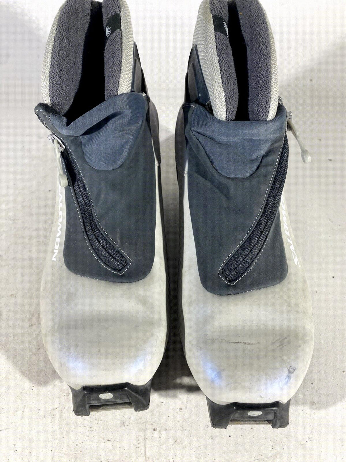 Salomon Nordic Cross Country Ski Boots Size EU38 2/3 US7 SNS Profil 2155