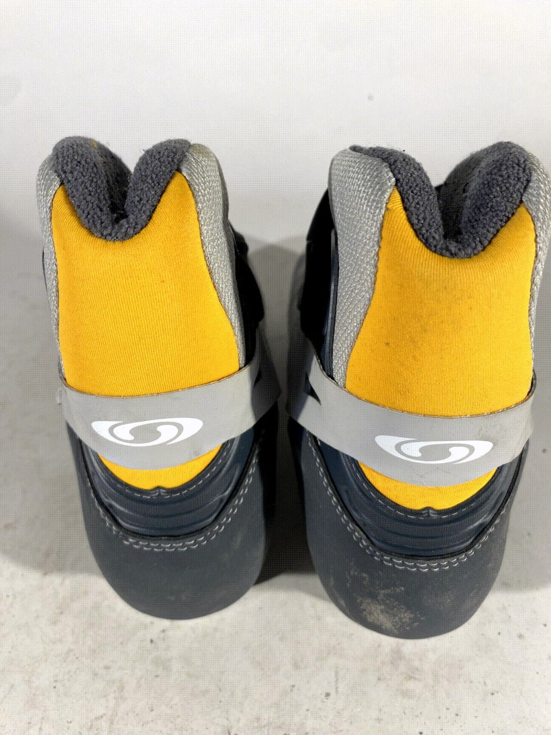 Salomon Nordic Cross Country Ski Boots Size EU38 2/3 US7 SNS Profil 2155