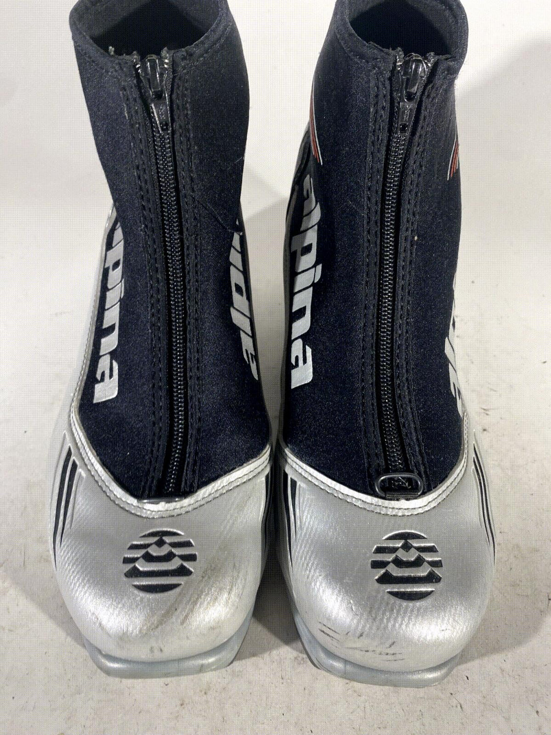 Alpina ST10 Nordic Cross Country Ski Boots Size EU42 US9 for NNN 937