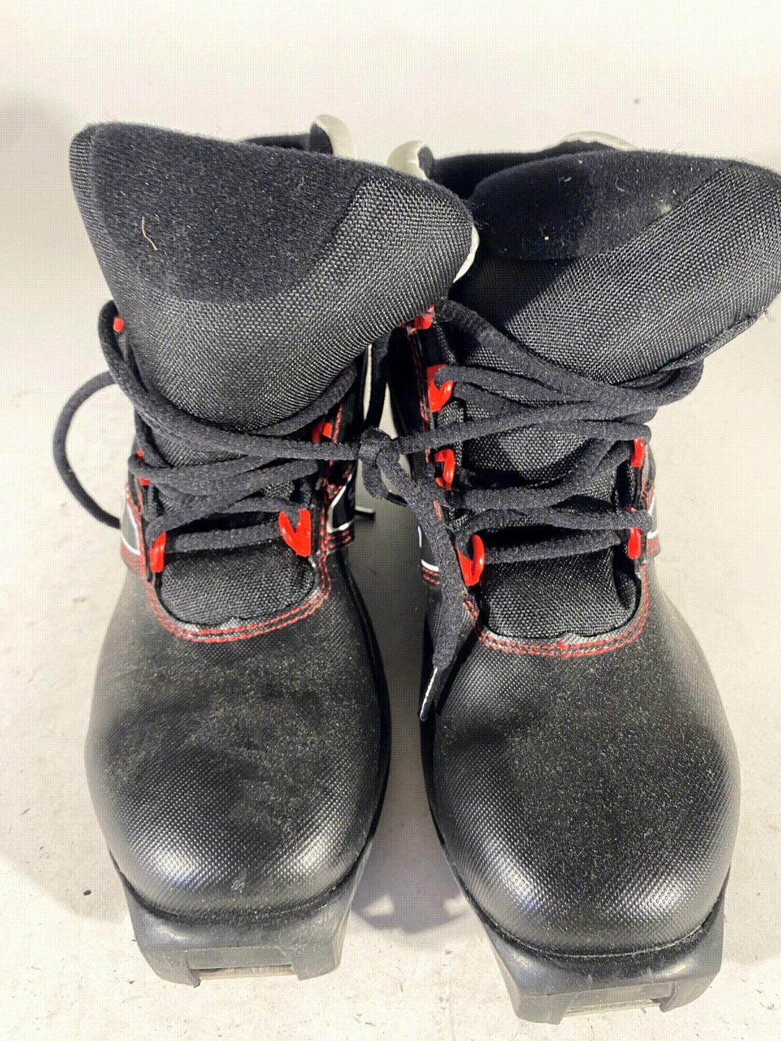 SALOMON Classic Nordic Cross Country Ski Boots Size EU37 1/3 US5 SNS Profil 2321