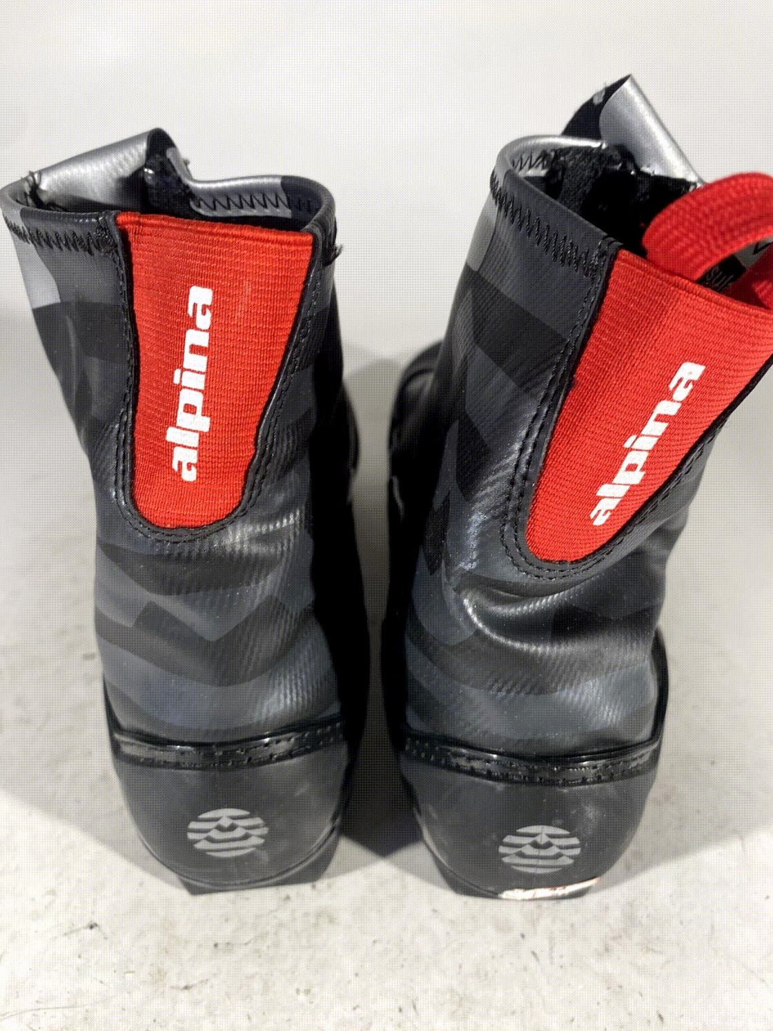 Alpina Touring T20 Nordic Cross Country Ski Boots Size EU43 US9.5 for NNN 666