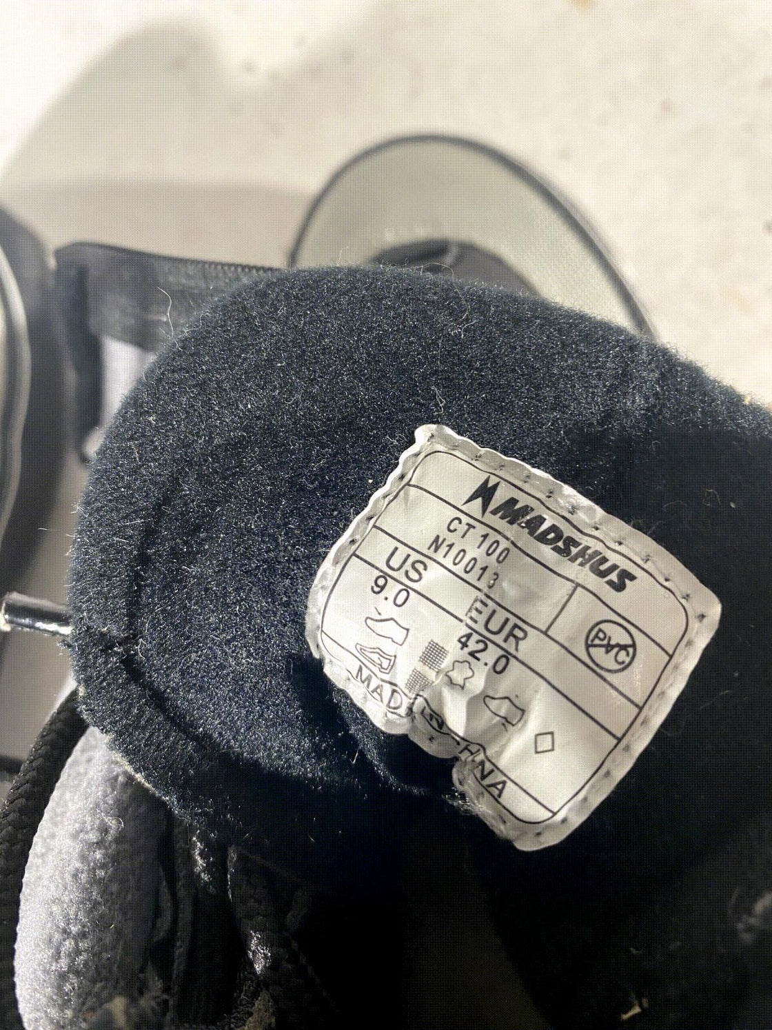 Madshus CT100 Nordic Cross Country Ski Boots Size EU42 US9 for NNN 2748